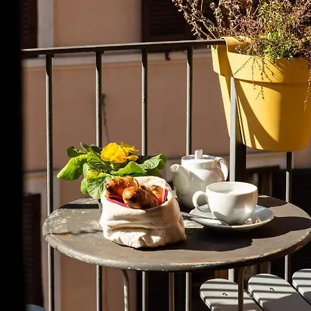 Szálloda Piazza Di Spagna 3*