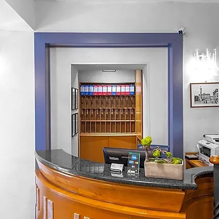 Hotel Piazza Di Spagna