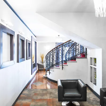 Piazza Di Spagna Rome