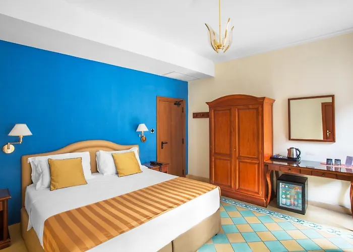 Piazza Di Spagna Rome