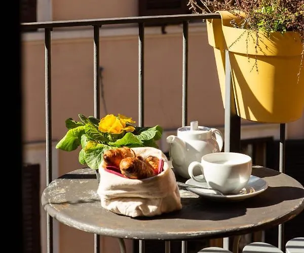 Hotel Piazza Di Spagna 3*