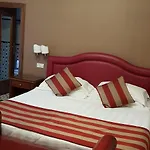 Piazza Di Spagna Szálloda 3*
