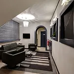 Piazza Di Spagna 3*